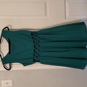 *NWT Forever 21 Cutout Waist Sleeveless Dress